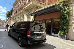 car-rental-with-driver