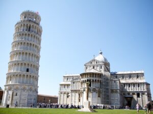 Round tour Rome - Pisa